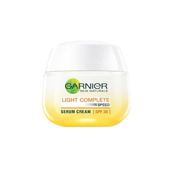 Kem Dưỡng Serum Hỗ Trợ Sáng Da Ban Ngày Garnier Light Complete Vitamin C Serum Cream SPF30 (50ml)
